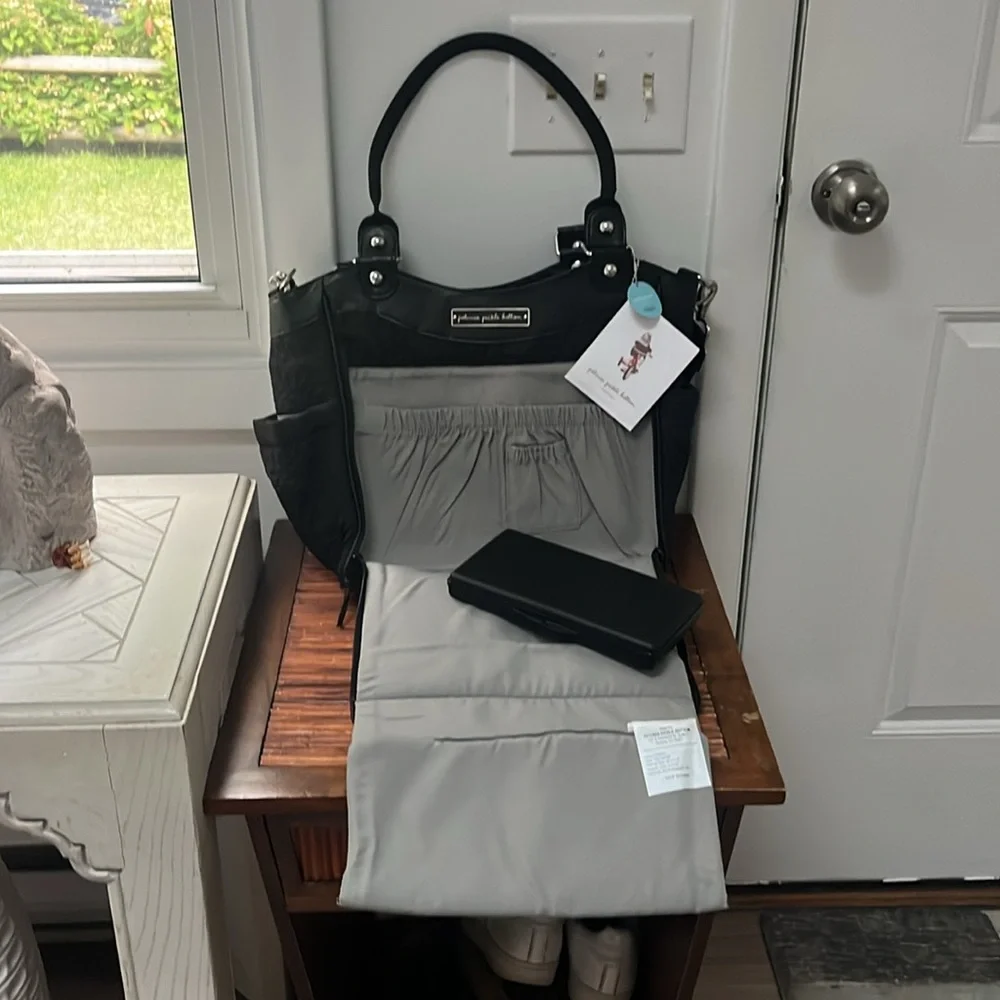 Petunia Pickle Bottom Central Park North Embossed City Carryall Diaper Bag,NWT